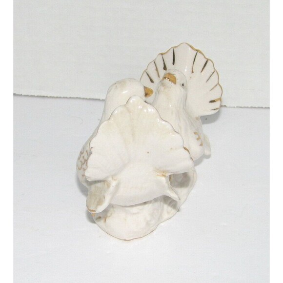 Porcelain White Turtle Doves Figurine with Gold Trim - Picture 5 of 7